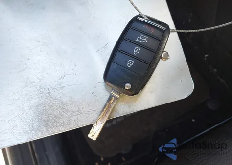 2020 Kia Sportage Lx z USA, uszkodzony, nr VIN KNDPMCAC9L7751137